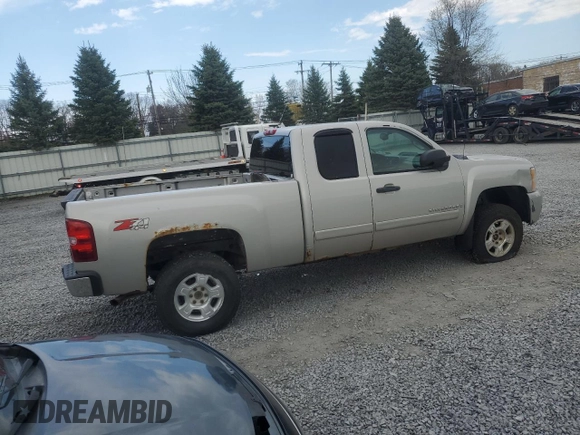 2008 Chevrolet Silverado 1500 LTZ with VIN 2GCEK19J581141597, listed as a Copart auction lot 54599845 with 212,975 mi miles and Clean Title. Bid and sale history available at DreamBid. Image 3.