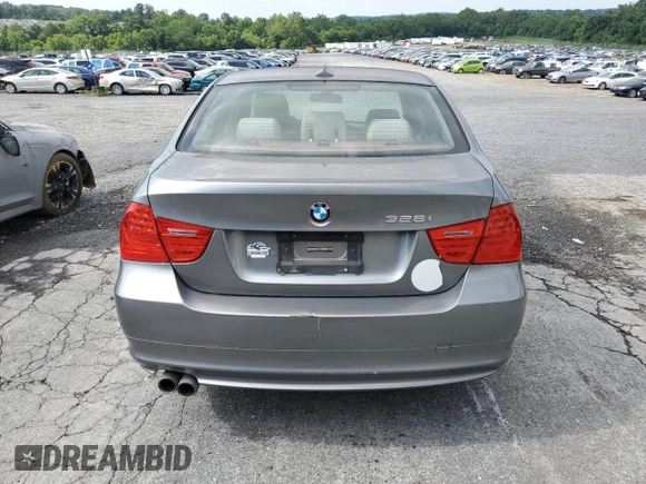 2011 BMW 3 Series 328i xDrive with VIN WBAPK5G53BNN29971, listed as a Copart auction lot 64880125 with 88,286 mi miles and Clean title. Bid and sale history available at DreamBid. Image 6.