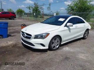 2017 Mercedes-Benz CLA 250 z VIN WDDSJ4EBXHN444076, wystawiony jako IAAI lot #42183176 z przebiegiem 121 385 mil mil oraz . Historia ofert i sprzedaży dostępna na DreamBid. Obrazek 17.