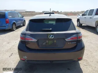 2013 Lexus CT 200h Hybrid with VIN JTHKD5BH4D2124262, listed as a IAAI auction lot 41823904 with 114,755 mi miles. Bid and sale history available at carsss.com. Image 16.