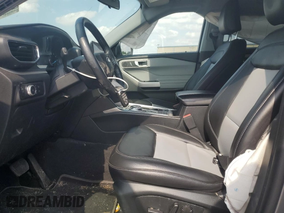 2022 Ford Explorer XLT with VIN 1FMSK7DH8NGB34292, listed as a Copart auction lot 53643735 with 55,726 mi miles and Salvage Title. Bid and sale history available at carsss.com. Image 7.