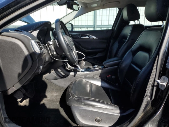 2017 Infiniti QX30 Premium with VIN SJKCH5CR0HA026923, listed as a Copart auction lot 55284585 with 114,868 mi miles and Salvage title. Bid and sale history available at DreamBid. Image 7.