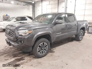 2020 Toyota Tacoma 4WD SR5 with VIN 3TMCZ5AN9LM355230, listed as a IAAI auction lot 41240351 with 122,164 mi miles. Bid and sale history available at carsss.com. Image 21.