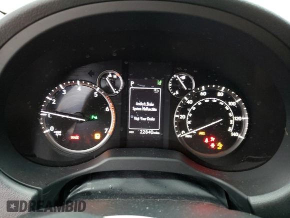 2023 Lexus GX 460 Premium z VIN JTJAM7BX6P5344583, wystawiony jako Copart lot #79506134 z przebiegiem 22 840 mil mil oraz Szkoda całkowita • Salvage title. Historia ofert i sprzedaży dostępna na DreamBid. Obrazek 9.