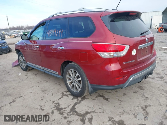 2013 Nissan Pathfinder SV with VIN 5N1AR2MMXDC611804, listed as a IAAI auction lot 41399219 with 185,384 mi miles. Bid and sale history available at carsss.com. Image 3.