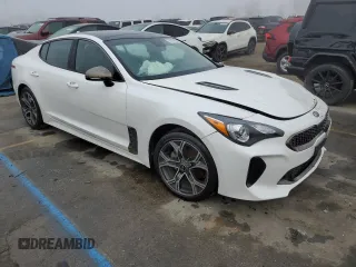 2020 Kia Stinger GT-Line with VIN KNAE15LA8L6083745, listed as a Copart auction lot 86172654 with 24,135 mi miles and Salvage Title. Bid and sale history available at carsss.com. Image 4.