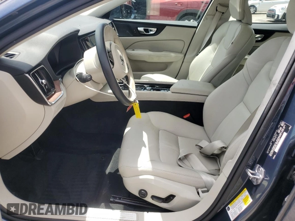 2019 Volvo V60 Momentum z VIN YV1102EK8K1337288, wystawiony jako Copart lot #59759465 z przebiegiem 31 050 mil mil oraz Szkoda całkowita • Salvage title. Historia ofert i sprzedaży dostępna na DreamBid. Obrazek 7.