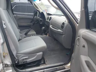 2006 Jeep Liberty Sport with VIN 1J4GL48K26W184408, listed as a IAAI auction lot 41893534 with 1 mi miles. Bid and sale history available at carsss.com. Image 5.