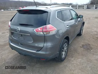 2015 Nissan Rogue SL with VIN 5N1AT2MV9FC858339, listed as a IAAI auction lot 41847604 with 147,894 mi miles. Bid and sale history available at carsss.com. Image 4.