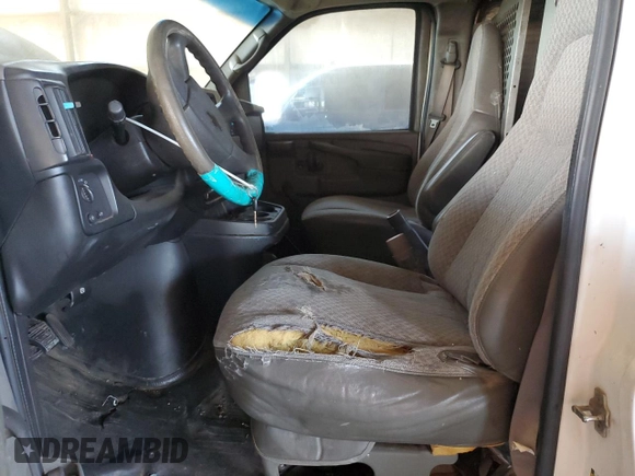 2004 Chevrolet Express Cargo Van with VIN 1GCGG29V741185720, listed as a Copart auction lot 47663105 with 349,215 mi miles and Salvage Title. Bid and sale history available at carsss.com. Image 7.