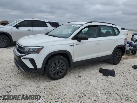 2022 Volkswagen Taos S z VIN 3VVCX7B28NM015108, wystawiony jako Copart lot #43617695 z przebiegiem 60 519 mil mil oraz Szkoda całkowita • Salvage title. Historia ofert i sprzedaży dostępna na DreamBid. Obrazek 1.
