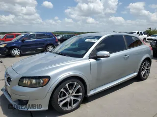 2009 Volvo C30 z VIN YV1MK672592123729, wystawiony jako Copart lot #64004194 z przebiegiem 124 853 mil mil oraz Tytuł czysty. Historia ofert i sprzedaży dostępna na DreamBid. Obrazek 1.