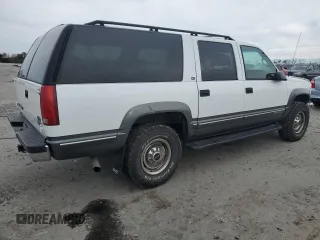 1999 GMC Suburban with VIN 1GKGK26JXXJ766542, listed as a Copart auction lot 47658715 with 260,167 mi miles and Clean Title. Bid and sale history available at carsss.com. Image 3.