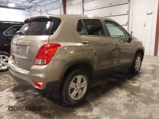 2022 Chevrolet Trax LS z VIN KL7CJNSM5NB509906, wystawiony jako IAAI lot #41833742 z przebiegiem 29 592 mil mil oraz . Historia ofert i sprzedaży dostępna na DreamBid. Obrazek 4.