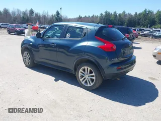 2013 Nissan Juke S with VIN JN8AF5MR2DT220192, listed as a IAAI auction lot 42114431 with 200,651 mi miles. Bid and sale history available at carsss.com. Image 3.