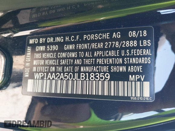 2018 Porsche Macan with VIN WP1AA2A50JLB18359, listed as a IAAI auction lot 41781711 with 68,657 mi miles. Bid and sale history available at carsss.com. Image 9.