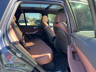 2019 BMW X5 xDrive40i with VIN 5UXCR6C57KLL63540, listed as a Copart auction lot 50080445 with 124,292 mi miles and Clean Title. Bid and sale history available at carsss.com. Image 6.