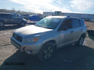 2007 Toyota RAV4 with VIN JTMBK33V176010040, listed as a IAAI auction lot 41737891 with 226,856 mi miles. Bid and sale history available at carsss.com. Image 2.