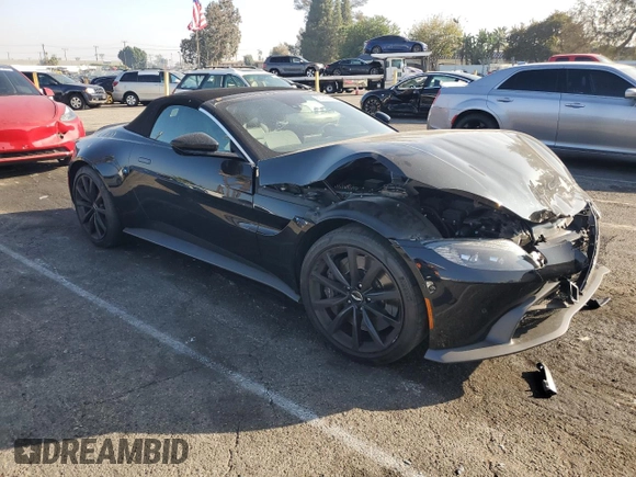 2023 Aston Martin Vantage z VIN SCFSMGBW8PGP07034, wystawiony jako Copart lot #83069914 z przebiegiem Nie podano mil oraz Szkody całkowita. Historia ofert i sprzedaży dostępna na DreamBid. Obrazek 4.