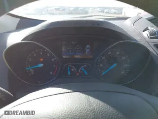 2017 Ford Escape SE with VIN 1FMCU0GD3HUD16065, listed as a IAAI auction lot 41667562 with 108,286 mi miles. Bid and sale history available at carsss.com. Image 7.