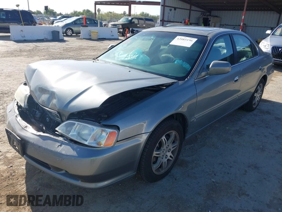 2000 Acura TL with VIN 19UUA5664YA046221, listed as a IAAI auction lot 42085196 with 146,489 mi miles. Bid and sale history available at carsss.com. Image 18.