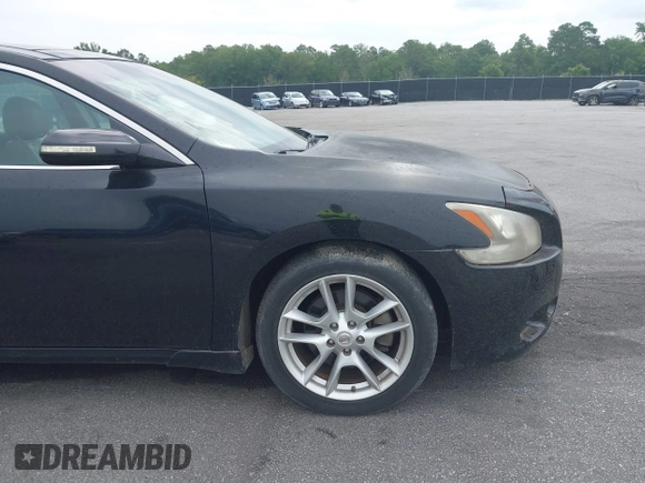 2011 Nissan Maxima SV z VIN 1N4AA5AP1BC855128, wystawiony jako IAAI lot #42372161 z przebiegiem 189 514 mil mil oraz . Historia ofert i sprzedaży dostępna na DreamBid. Obrazek 12.