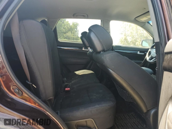 2015 Kia Sorento LX with VIN 5XYKTDA79FG601302, listed as a Copart auction lot 54741975 with 161,713 mi miles and Clean Title. Bid and sale history available at carsss.com. Image 11.