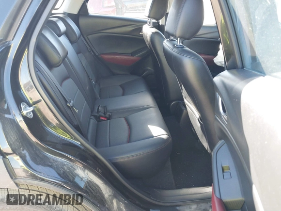 2018 Mazda CX-3 Touring with VIN JM1DKDC70J0325325, listed as a IAAI auction lot 40914334 with 63,978 mi miles. Bid and sale history available at carsss.com. Image 8.
