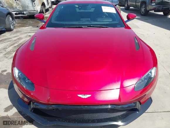 2020 Aston Martin Vantage with VIN SCFSMGAW6LGN04512, listed as a IAAI auction lot 41737361 with 26,792 mi miles. Bid and sale history available at carsss.com. Image 12.