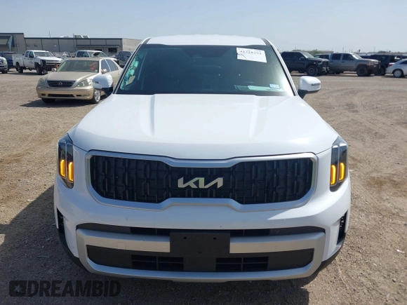 2025 Kia Telluride LX z VIN 5XYP24GC9SG567434, wystawiony jako IAAI lot #41728291 z przebiegiem 1 548 mil mil oraz . Historia ofert i sprzedaży dostępna na DreamBid. Obrazek 12.