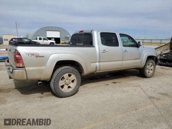 2006 Toyota Tacoma z VIN 5TEMU52N66Z163840, wystawiony jako Copart lot #44407764 z przebiegiem 239 100 mil mil oraz Szkoda całkowita • Salvage title. Historia ofert i sprzedaży dostępna na DreamBid. Obrazek 3.