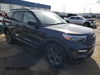 2023 Ford Explorer XLT with VIN 1FMSK8DH9PGB82621, listed as a Copart auction lot 50576485 with 28,026 mi miles and Salvage Title. Bid and sale history available at carsss.com. Image 4.