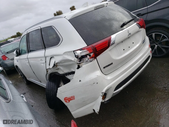 2018 Mitsubishi Outlander PHEV SEL with VIN JA4J24A52JZ067996, listed as a Copart auction lot 36897433 with 34117 miles. Bid and sale history available at carsss.com. Image 2.