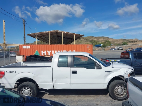 2012 Ford F-150 XL with VIN 1FTFX1EF6CFB15809, listed as a IAAI auction lot 41916615 with 191,949 mi miles. Bid and sale history available at carsss.com. Image 13.