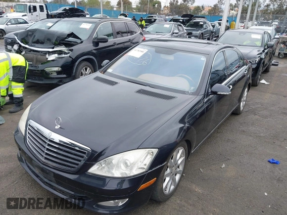 2008 Mercedes-Benz S 550 with VIN WDDNG86X98A240227, listed as a IAAI auction lot 41783980 with 155,929 mi miles and . Bid and sale history available at DreamBid. Image 6.