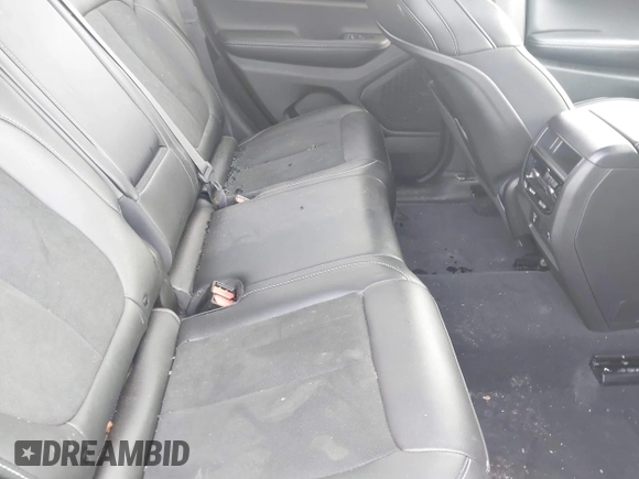 2025 Jeep Grand Cherokee Laredo z VIN 1C4RJHAG5S8657198, wystawiony jako IAAI lot #42146067 z przebiegiem 5186 mil mil oraz . Historia ofert i sprzedaży dostępna na DreamBid. Obrazek 8.