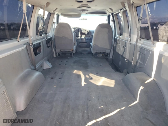 2006 Ford Econoline Wagon XL with VIN 1FMRE11L16DB41440, listed as a Copart auction lot 44311775 with 441,881 mi miles and Clean Title. Bid and sale history available at carsss.com. Image 8.