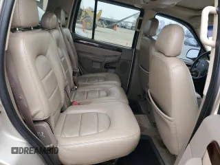2005 Ford Explorer Limited z VIN 1FMDU75W15UB28593, wystawiony jako Copart lot #82847854 z przebiegiem 245 822 mil mil oraz Czysty tytuł • Clean title. Historia ofert i sprzedaży dostępna na DreamBid. Obrazek 10.