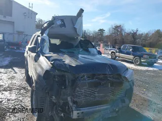 2023 Toyota 4Runner SR5 с VIN JTEMU5JR3P6126498, выставлен на аукционе IAAI как лот 41440951 с пробегом 37 856 миль миль и . История ставок и продаж доступна на DreamBid. Изображение 12.