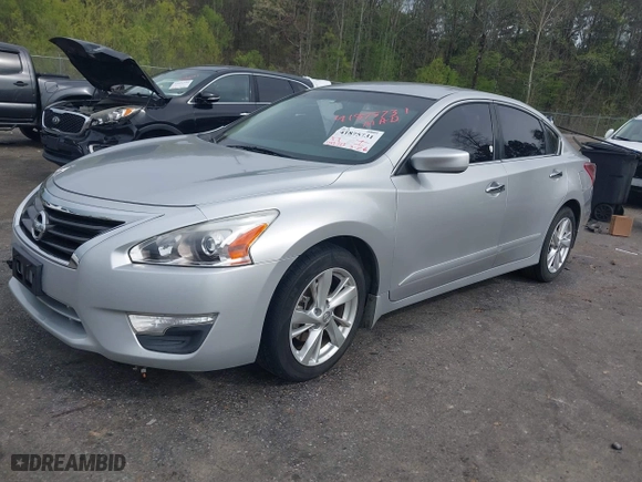 2013 Nissan Altima 2.5 SL with VIN 1N4AL3AP2DN506811, listed as a IAAI auction lot 41875731 with 242,422 mi miles. Bid and sale history available at carsss.com. Image 2.