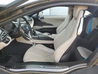 2015 BMW i8 z VIN WBY2Z2C58FVX64920, wystawiony jako Copart lot #74749874 z przebiegiem 29 577 mil mil oraz Szkoda całkowita • Salvage title. Historia ofert i sprzedaży dostępna na DreamBid. Obrazek 7.
