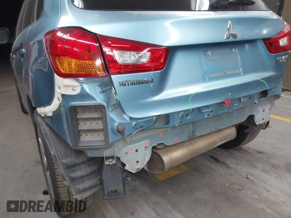 2012 Mitsubishi Outlander SE with VIN JA4AP4AU4CZ001896, listed as a IAAI auction lot 41954651 with 138,503 mi miles and . Bid and sale history available at DreamBid. Image 6.