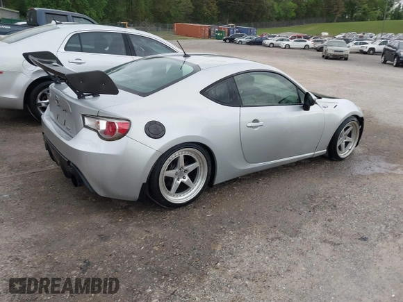 2013 Scion FR-S with VIN JF1ZNAA12D1706687, listed as a IAAI auction lot 42088413 with Not Provided miles. Bid and sale history available at carsss.com. Image 4.