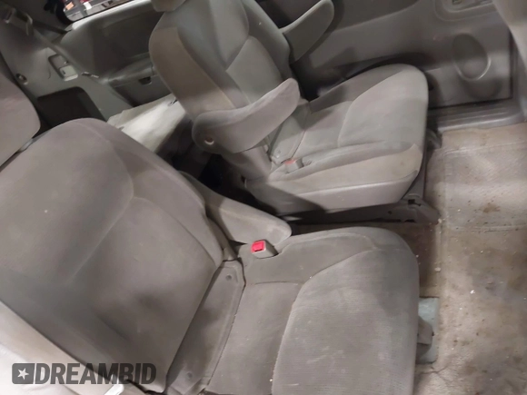 2005 Toyota Sienna CE with VIN 5TDZA23C15S290369, listed as a IAAI auction lot 42143101 with 248,825 mi miles. Bid and sale history available at carsss.com. Image 8.