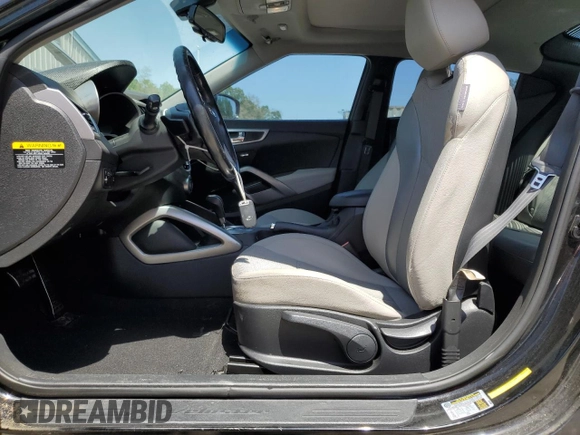 2013 Hyundai Veloster w/Black Int with VIN KMHTC6AD3DU171389, listed as a Copart auction lot 57343135 with 80,572 mi miles and Salvage title. Bid and sale history available at DreamBid. Image 7.