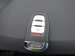 2011 Audi Q5 Premium Plus z VIN WA1LFAFPXBA018485, wystawiony jako IAAI lot #42050334 z przebiegiem 129 936 mil mil oraz . Historia ofert i sprzedaży dostępna na DreamBid. Obrazek 11.