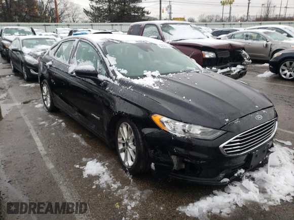 2019 Ford Fusion Hybrid SE with VIN 3FA6P0LU0KR252957, listed as a Copart auction lot 38459553 with 62,947 mi miles. Bid and sale history available at carsss.com. Image 4.