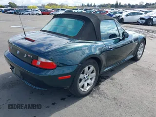 2000 BMW Z3 2.5L with VIN WBACH934XYLF89755, listed as a IAAI auction lot 41957754 with 59,727 mi miles. Bid and sale history available at carsss.com. Image 4.