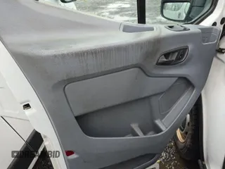 2017 Ford Transit with VIN 1FTYR1YG5HKA63739, listed as a IAAI auction lot 42277085 with 98,190 mi miles and . Bid and sale history available at DreamBid. Image 27.