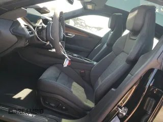2024 Audi e-tron GT Premium Plus z VIN WAUFJBFW1R7001075, wystawiony jako Copart lot #58714654 z przebiegiem 3185 mil mil oraz Szkody całkowita. Historia ofert i sprzedaży dostępna na DreamBid. Obrazek 7.